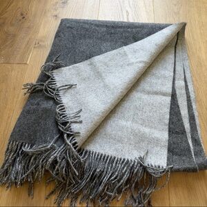 Pashmina 100% Wool Shawl Wrap Gray Fringe Reversible Oversized Soft Scarf Wrap